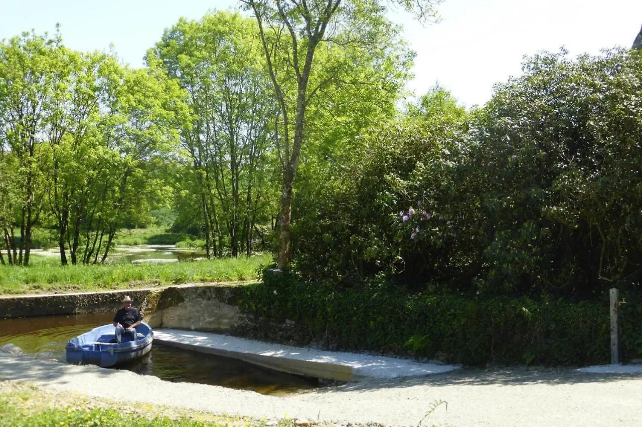Holiday Home, Landeleau France